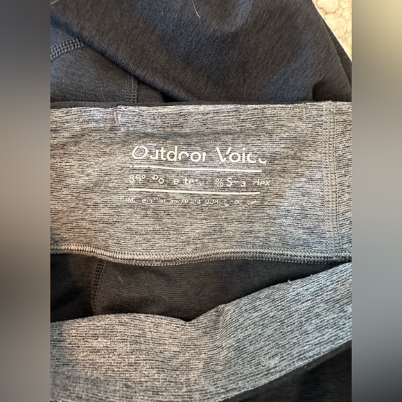 Outdoor Voices athletic pants, Size Small - Picture 5 of 5